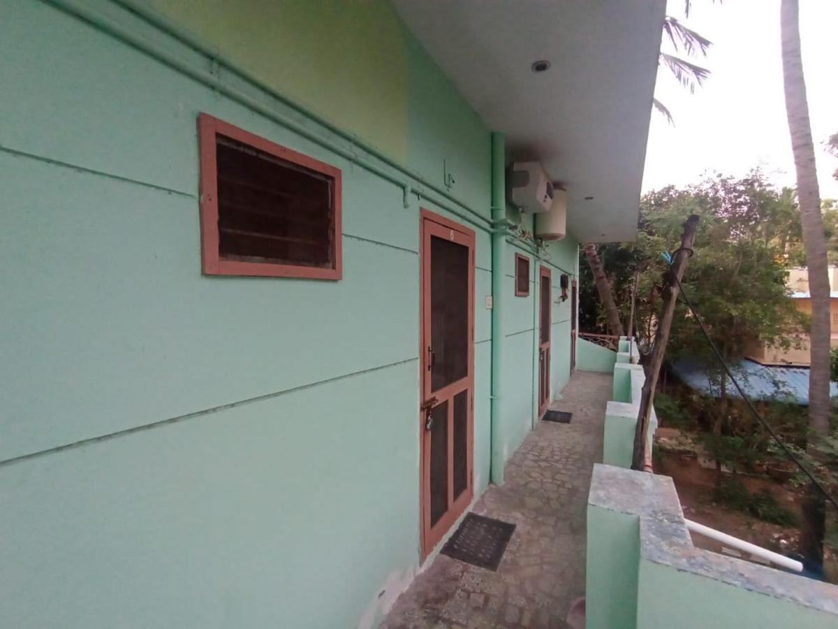 Sri Shankaraa Guest House Tiruvannāmalai Zewnętrze zdjęcie