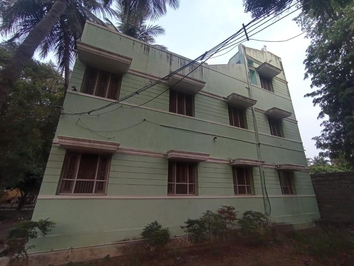Sri Shankaraa Guest House Tiruvannāmalai Zewnętrze zdjęcie
